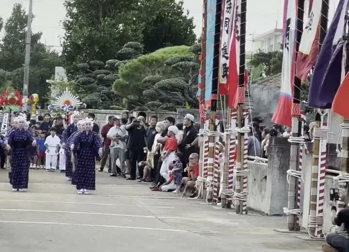 Hōnen Matsuri harvest festival in Ishigaki Island — taiko drums and hundreds of dancers performing the traditional Yaeyama village dance